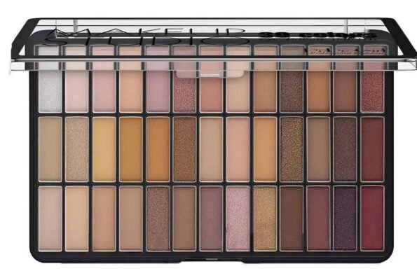 2722281252_w640_h640_paletka-tenej-dodolkjlk.jpg Makeup Studio Eyeshadow Palette