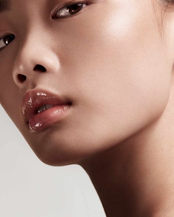 8f9dae4cbc264f69a9835f41dfe7665c-Original.jpg Glass Slipper Gloss Bomb Universal Lip Luminizer