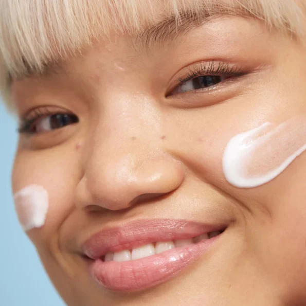 s2457950-av-3-zoom Sephora Hyaluronic Acid Hydrating Day Moisturizer