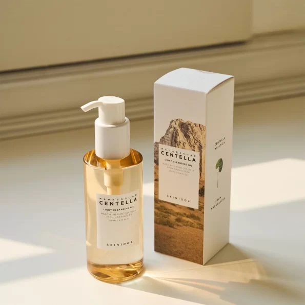 Skin1004 cleanser centella light cleansing oil 38409133490422 1440x