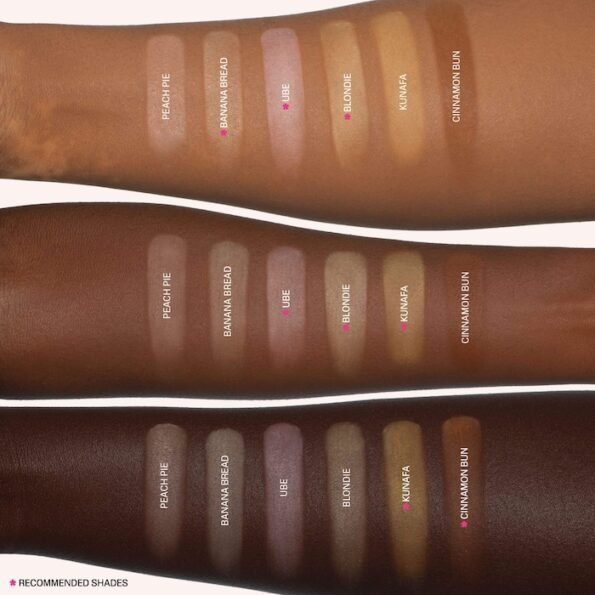 s2114098-av-5202506021850258220700-zoom Huda Beauty Easy Bake Blurring Loose Baking & Setting Powder