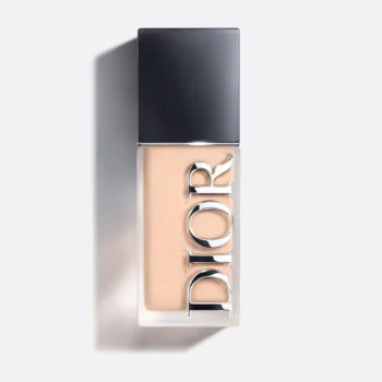 Y0000150_E000001082_E01_selectorPanelDesktop Dior Forever Skin Wear